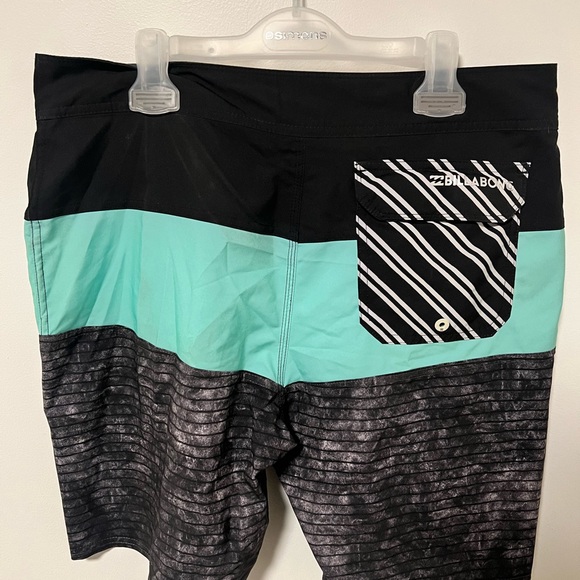 Billabong Board Shorts. Size 32 - Picture 2 of 4